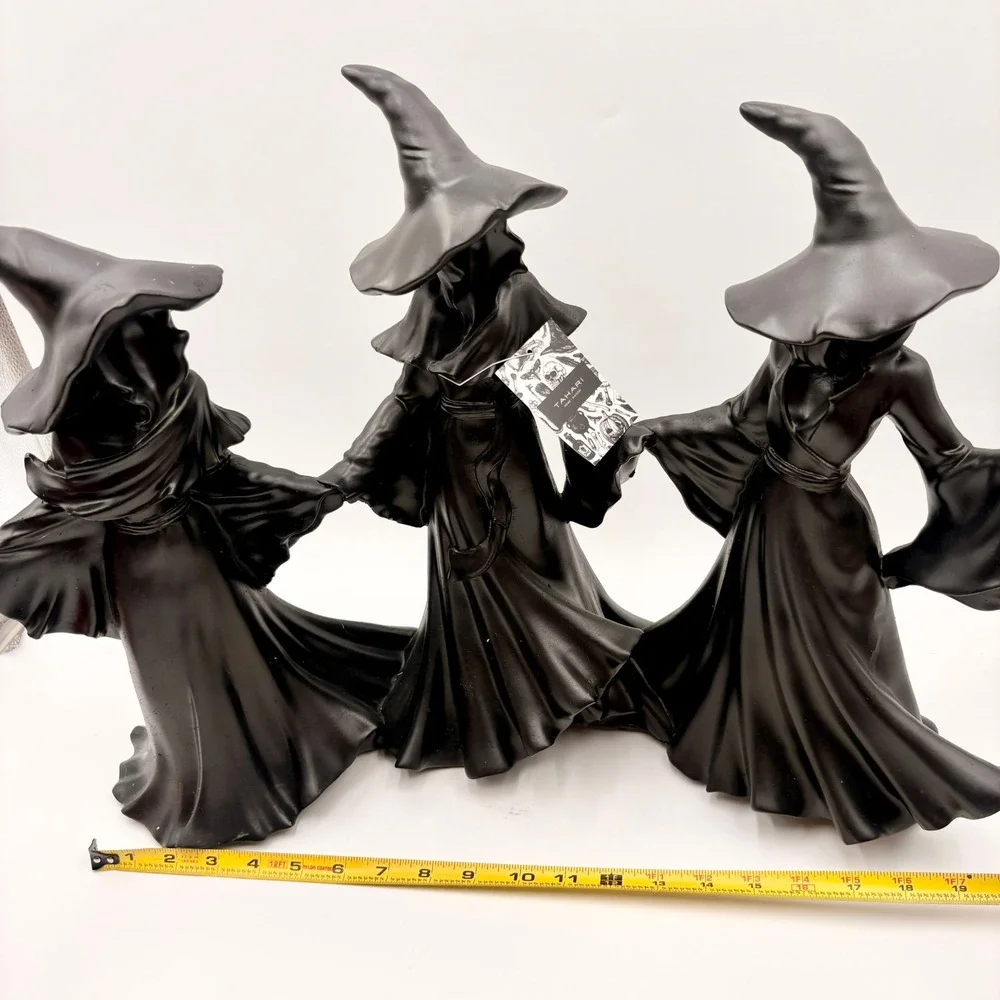Tahari Home Halloween LARGE 3 Witches Holding Hands Figurine Matte Black NEW